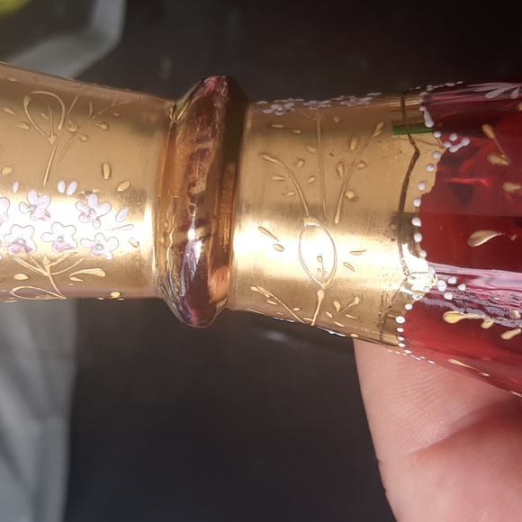 Victorian cranberry glass small jug - Picture 3 of 3